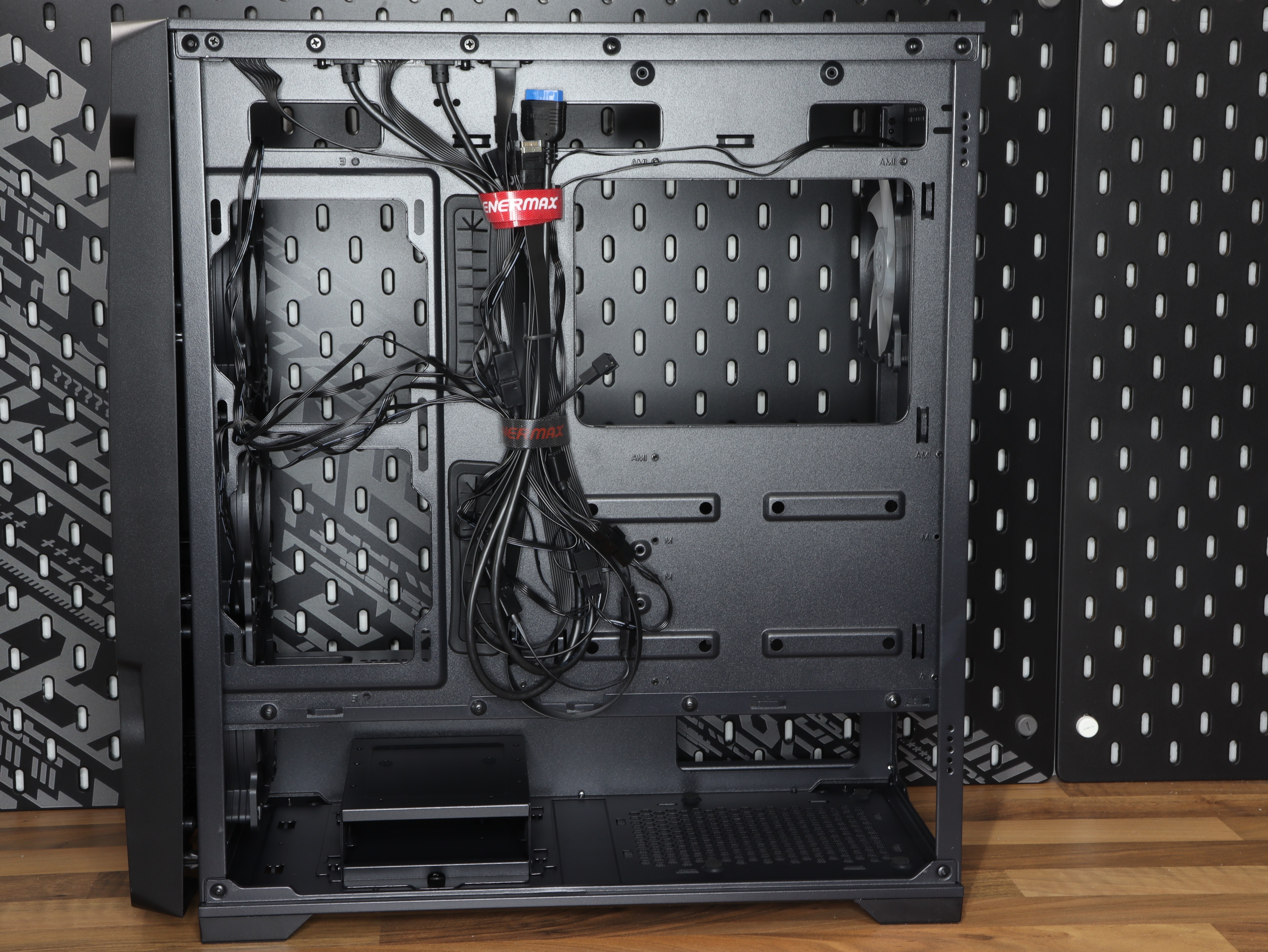 Mid-Tower ATX RGB MS31 Glass Case PC Enermax Tempered MarbleShell 420mm Tempered glass.JPG